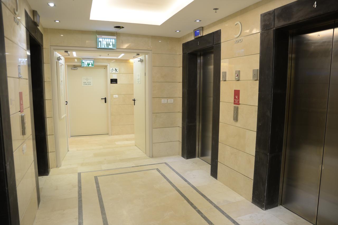 Saidoff, Amazing 4 Bedroom 3 Bath In City Center, Pool, Parking!!! Baitulmaqdis Luaran gambar