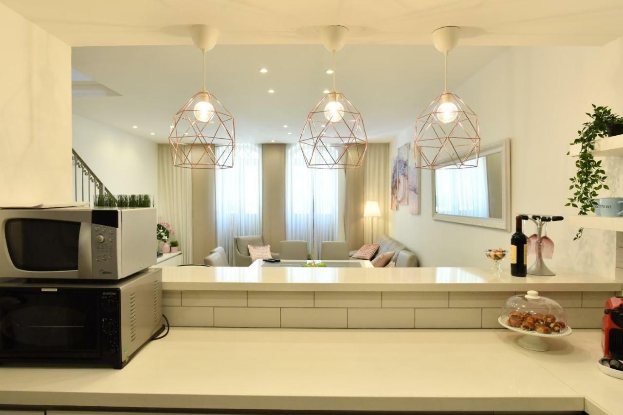 Saidoff, Amazing 4 Bedroom 3 Bath In City Center, Pool, Parking!!! Baitulmaqdis Luaran gambar